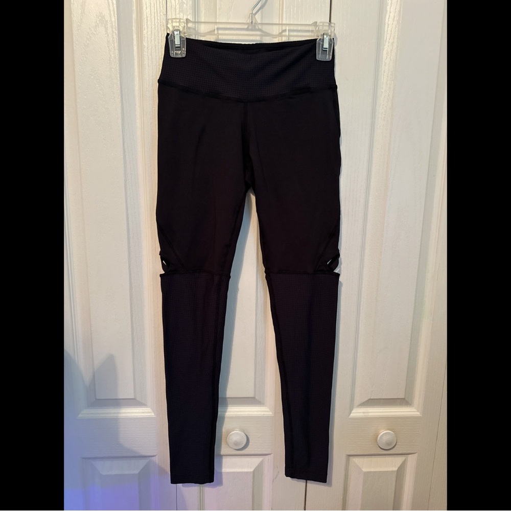 Track & Bliss Star Cut-Out Legging Black (S)